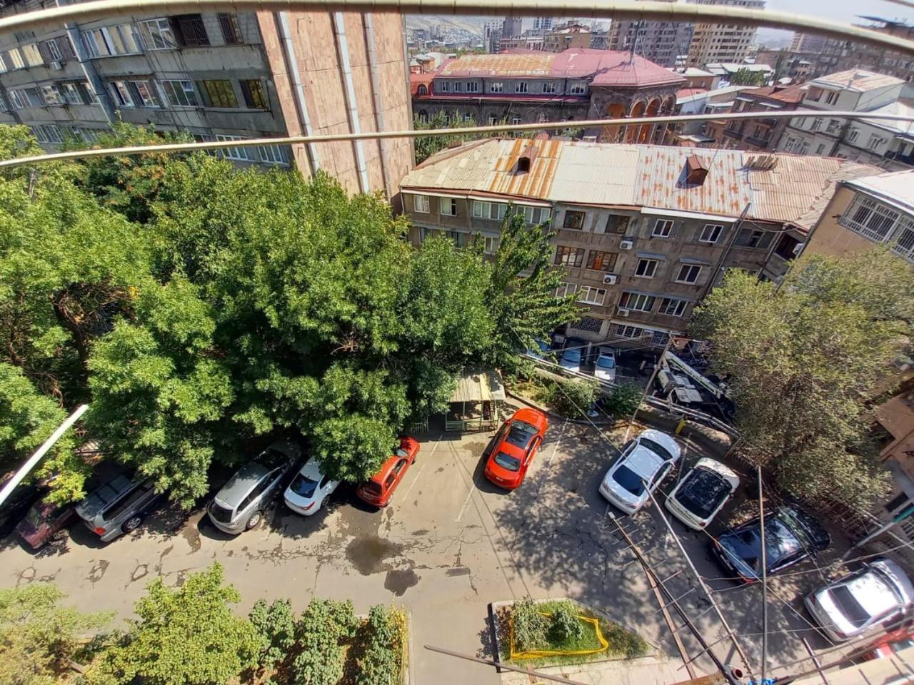 Gevorg'S Appartment Ereván Exterior foto