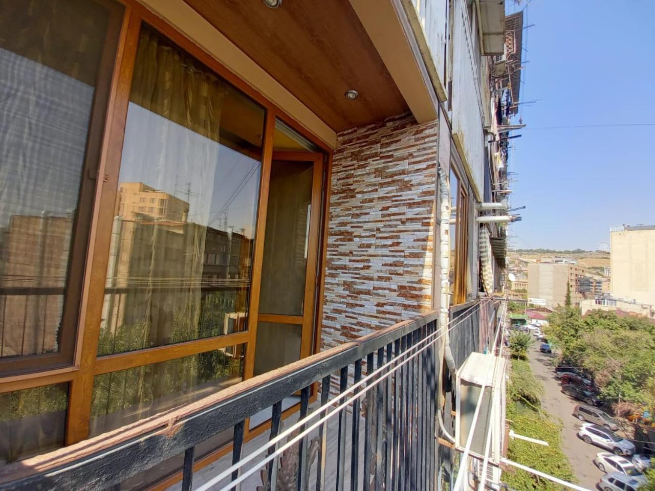 Gevorg'S Appartment Ereván Exterior foto